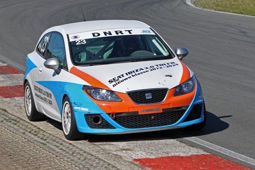 seat cupracer 2 500x334