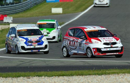 persbericht - pinksterraces 2014-pre-2-pr kia lotos race 497x320