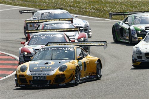 persbericht - adac gt masters 2014-pre3-adac-3-van lagen 500x333