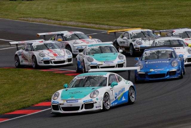 Persbericht - DTM 2015-pre3-3-Porsche