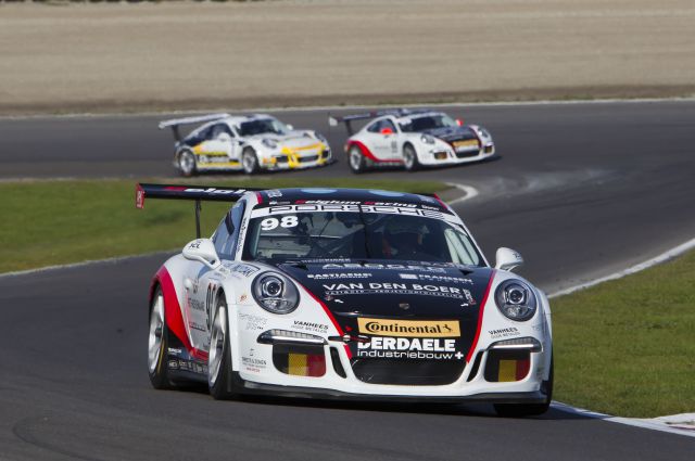 Persbericht - Finaleraces2015-re-Essay4