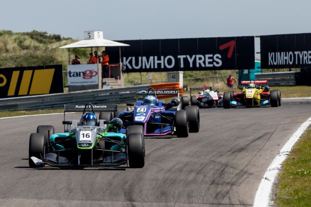 Persbericht - Zandvoort Masters Weekend 2015-pre5-4-Lubbersen