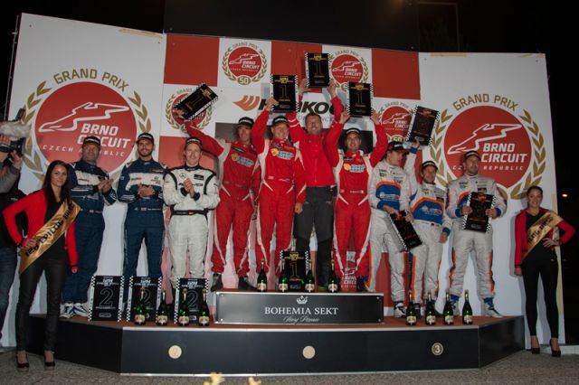 Podium 12H EPILOG BRNO 800pix