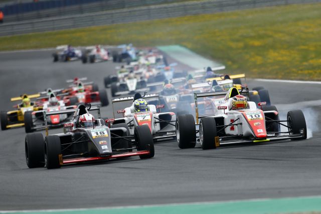 Persbericht - Zandvoort Masters Weekend 2016-pre2-4-ADAC-F4