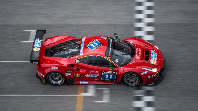 Finish Scuderia Praha 800pix