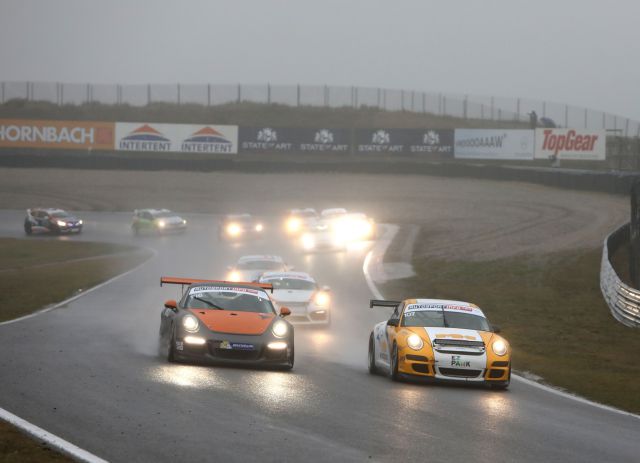 Persbericht - WEK-Nieuwjaarsrace2017-re-Essay1