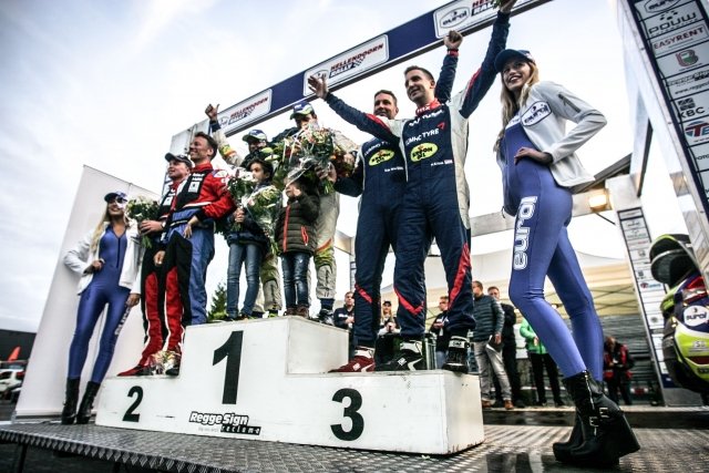 r6 Hdoorn podium
